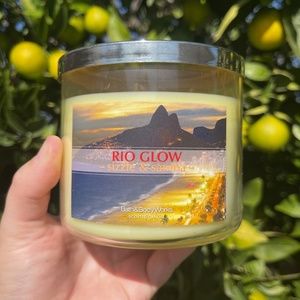 Rio Glow sizzle and samba destination candle bath and body works